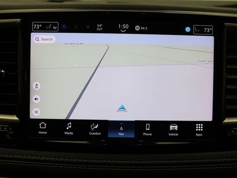 Used 2024 Chrysler Pacifica Select image 22