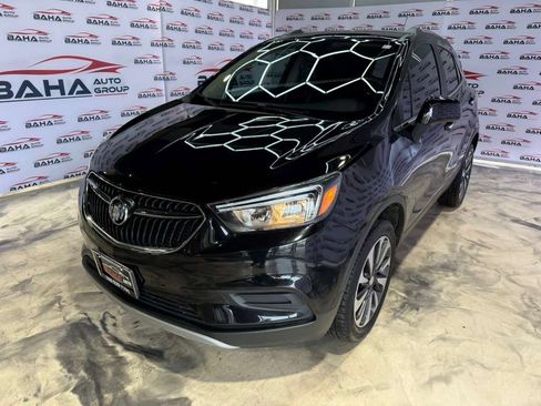 Used 2021 Buick Encore Preferred image 2