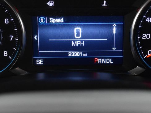Used 2023 Chevrolet Equinox LT FWD image 23