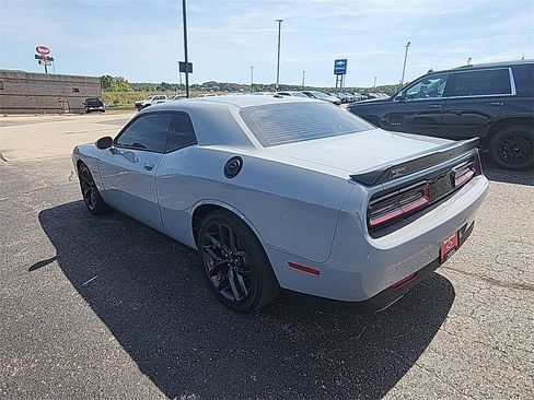 Used 2022 Dodge Challenger R/T w/ Blacktop Package image 6