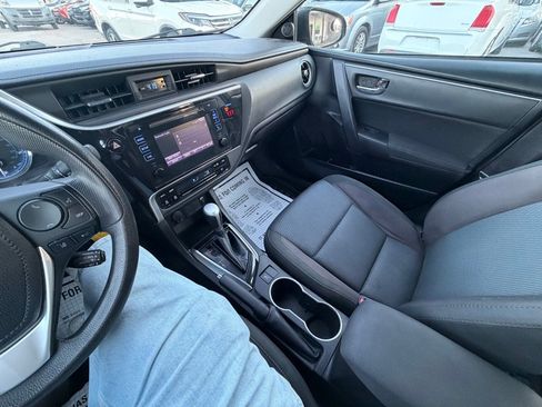 Used 2019 Toyota Corolla LE FWD image 14