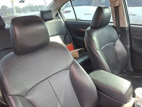 Used 2010 Subaru Legacy 3.6R Limited AWD/4WD image 12