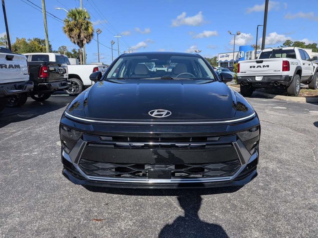 Used 2025 Hyundai Sonata SEL FWD image 8