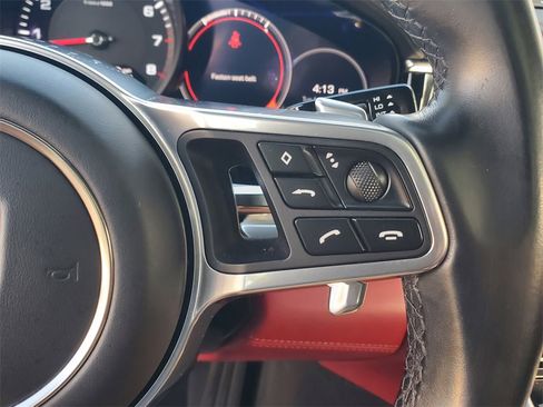 Used 2019 Porsche Panamera 4 image 26