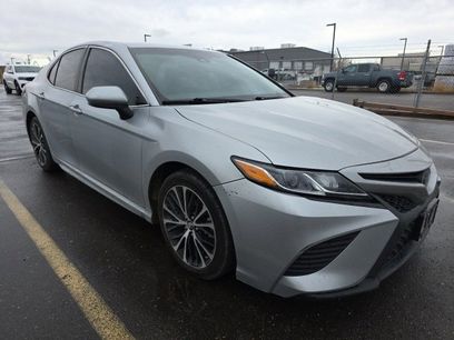 Used 2018 Toyota Camry SE