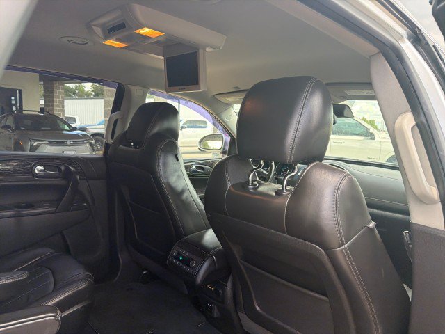 Used 2014 Buick Enclave Premium FWD image 23
