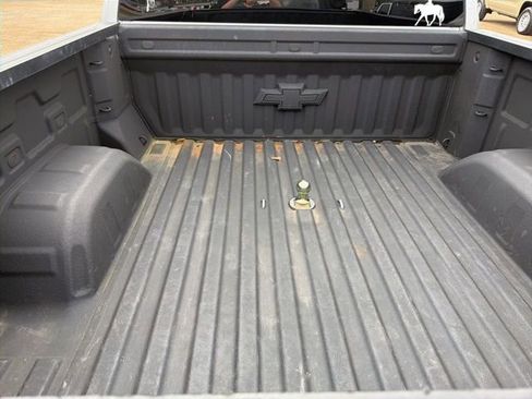 Used 2021 Chevrolet Silverado 1500 LT w/ Bed Protection Package image 8