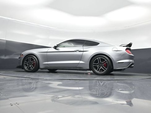 Used 2020 Ford Mustang Coupe RWD image 44