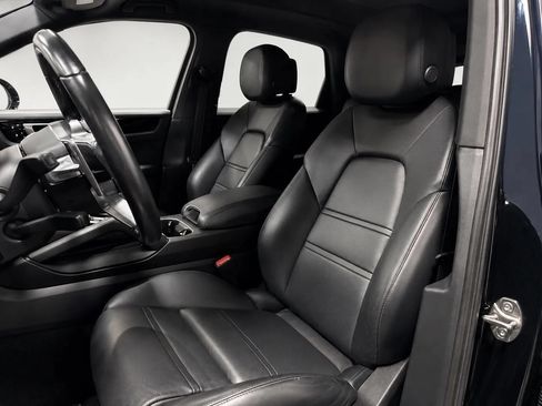 Used 2021 Porsche Cayenne S AWD/4WD image 11