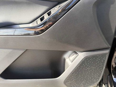 New 2026 Chevrolet Equinox LT w/ Convenience Package II image 16