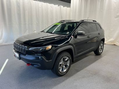 Used 2019 Jeep Cherokee Trailhawk w/ Comfort/Convenience Group