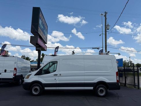 Used 2015 Ford Transit 150 148 Medium Roof RWD image 4