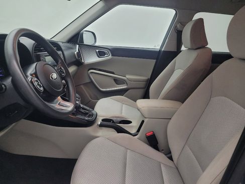 Used 2020 Kia Soul LX FWD image 17