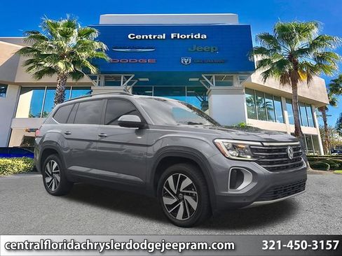 Used 2024 Volkswagen Atlas SE FWD image 1