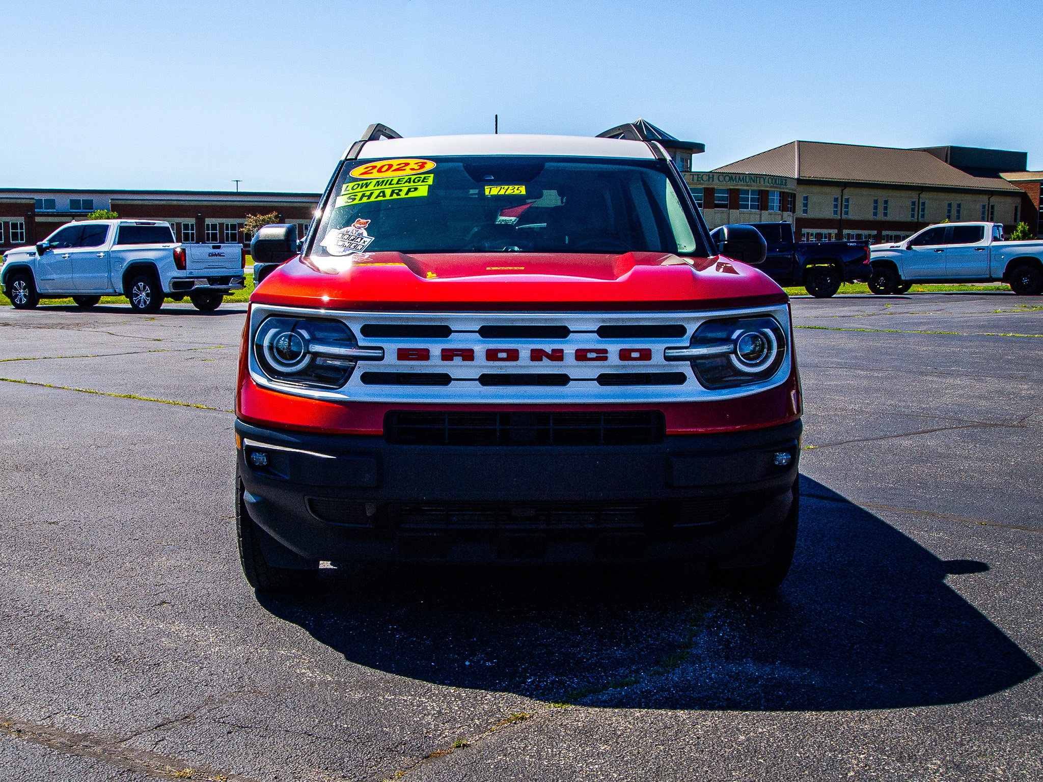 Used 2023 Ford Bronco Sport Heritage w/ Heritage Convenience Package AWD/4WD image 2