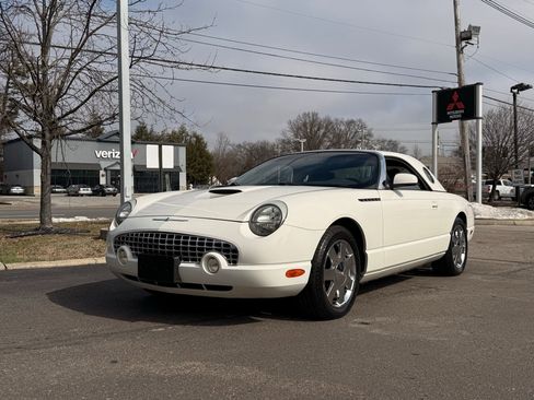Used 2002 Ford Thunderbird image 6