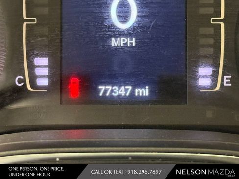 Used 2019 Jeep Cherokee Latitude Plus w/ Comfort/Convenience Group FWD image 26
