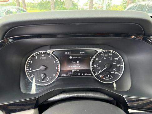 Used 2023 Nissan Pathfinder SL w/ SL Premium Package FWD image 35