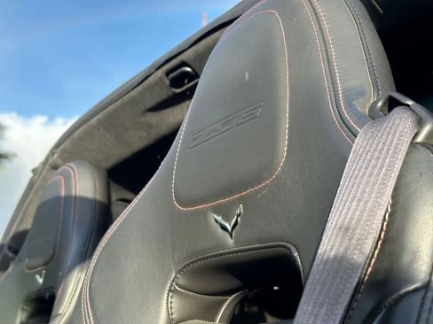 Used 2015 Chevrolet Corvette Z06 w/ 3LZ Preferred Equipment Group image 23