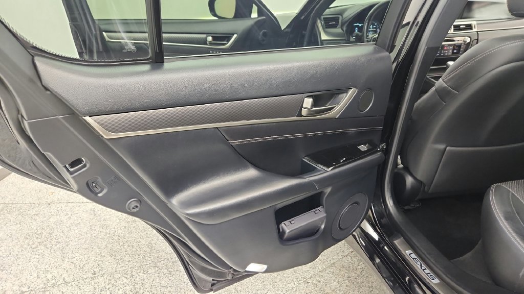 Used 2017 Lexus GS 350 F Sport RWD image 34