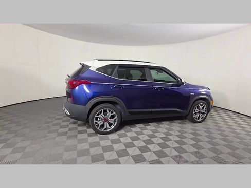 Used 2021 Kia Seltos S AWD/4WD image 37