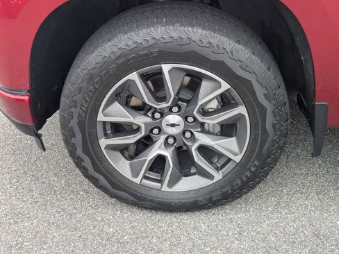 Used 2021 Chevrolet Silverado 1500 RST AWD/4WD image 12