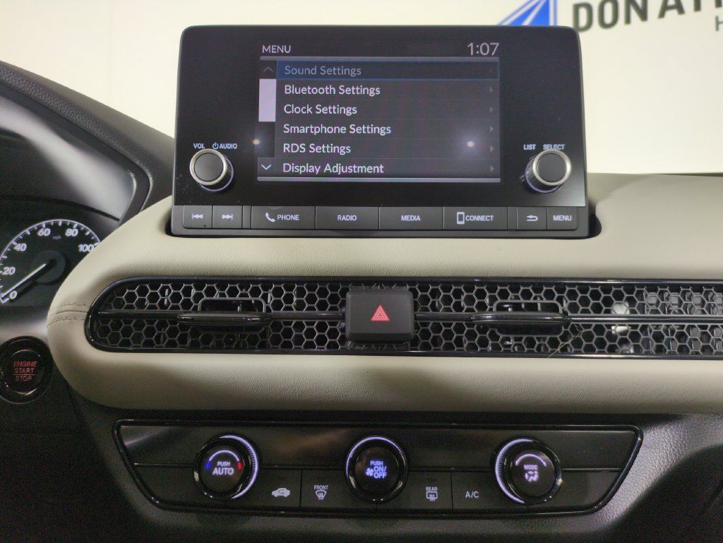 Certified 2025 Honda HR-V LX image 24