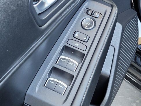 Used 2025 Honda Accord Sport image 18