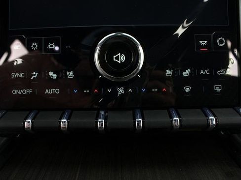 New 2026 GMC Acadia Denali w/ Super Cruise Package image 7