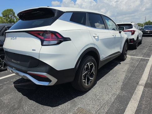 Certified 2023 Kia Sportage LX AWD/4WD image 16