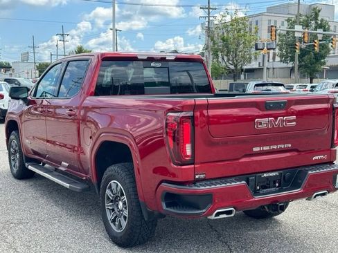 Used 2025 GMC Sierra 1500 AT4 w/ Technology Package AWD/4WD image 4