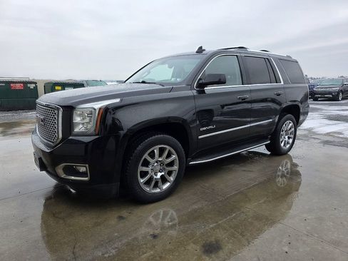 Used 2016 GMC Yukon Denali image 2
