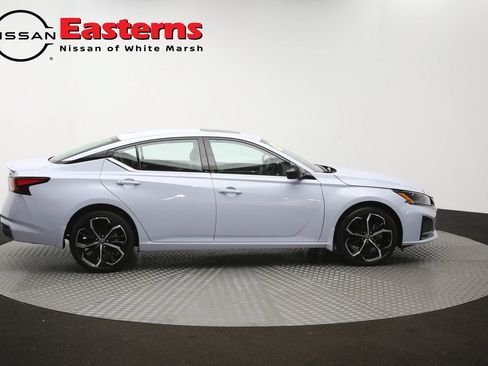 Used 2023 Nissan Altima 2.5 SR AWD/4WD image 45