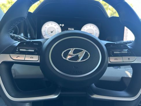 Used 2023 Hyundai Elantra Limited FWD image 27