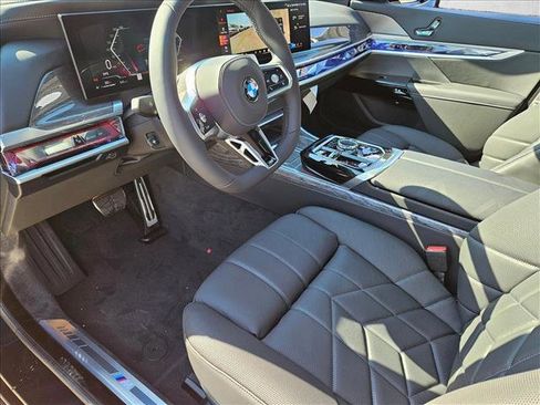 New 2025 BMW 760i xDrive 760i xDrive image 9