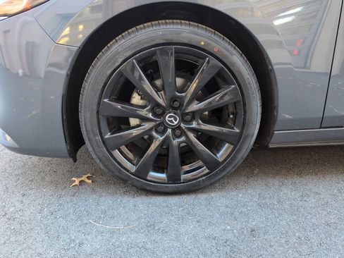 Used 2023 MAZDA MAZDA3 s image 27