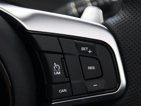 Used 2023 Jaguar F-TYPE R image 24