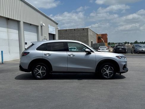 Used 2024 Honda HR-V EX-L image 8