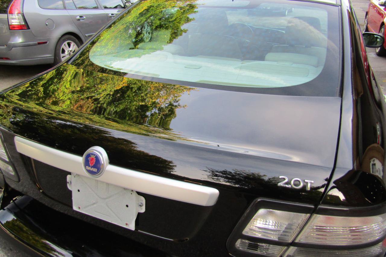 Used 2008 Saab 9-3 2.0T w/ Moonroof Package FWD image 14