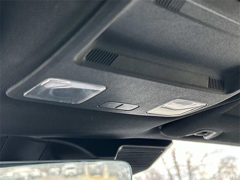 Used 2024 Ford Mustang GT Premium image 33