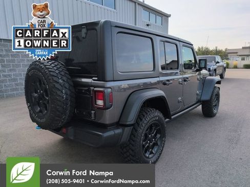 Used 2023 Jeep Wrangler Unlimited w/ Cold Weather Group AWD/4WD image 3