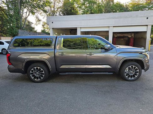 Used 2023 Toyota Tundra Limited w/ Power Package AWD/4WD image 8