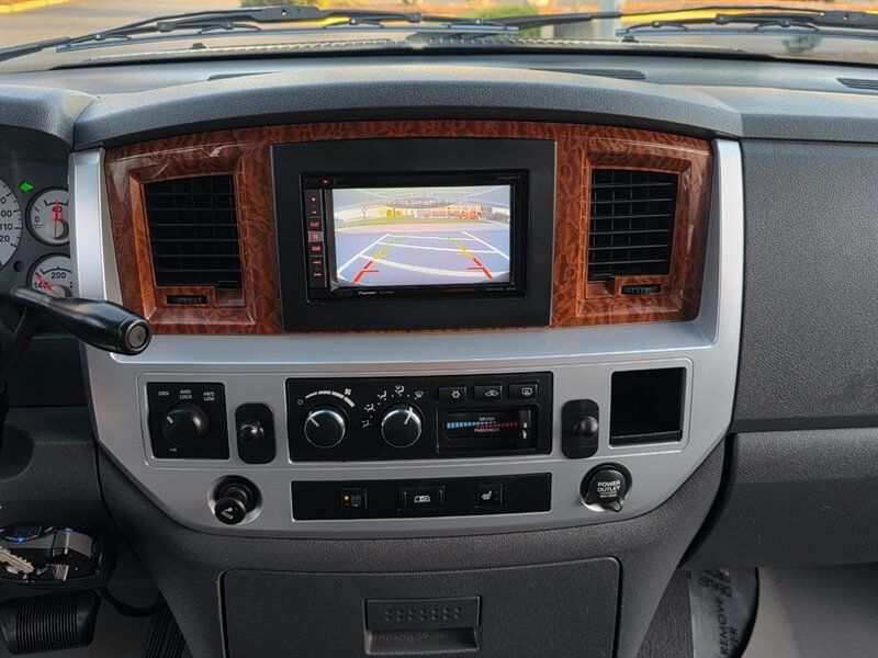 Used 2007 Dodge Ram 2500 Truck Laramie AWD/4WD image 38