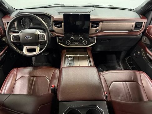 Used 2024 Ford Expedition Limited AWD/4WD image 36