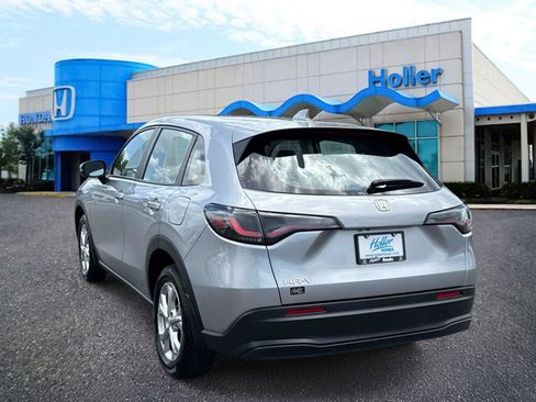 Used 2024 Honda HR-V LX image 6