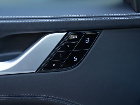 Used 2021 Porsche 911 Turbo S image 26