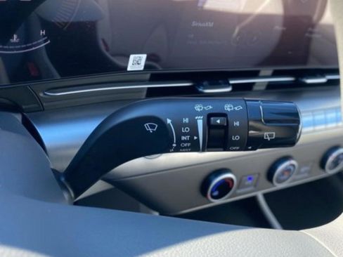 New 2026 Hyundai Kona SE FWD image 19