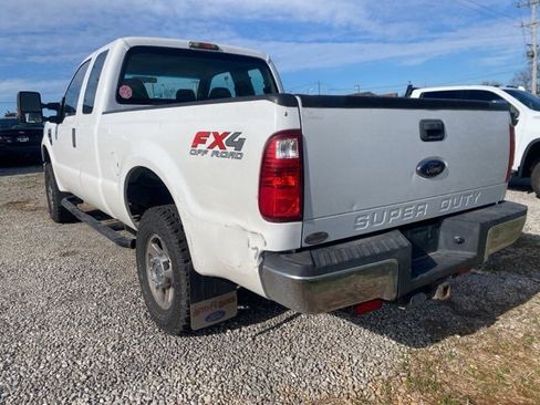 Used 2010 Ford F250 XL image 5