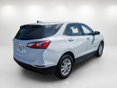Used 2019 Chevrolet Equinox LS w/ LPO, Cargo Package image 5