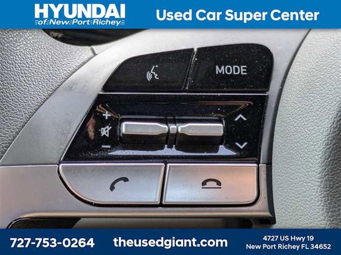 Used 2023 Hyundai Elantra SEL image 23